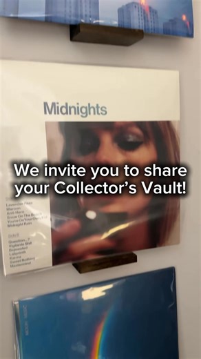 Where are our collectors out there?! 👀 We love seeing how you display your collectibles so now is the time to show off! Tag us in a video or photo highlighting your collectibles or dm us and be featured on our page! Who’s in?! Comment below ⬇️ #collector #vault #collection #collectibles #autographed | Premiere Collectibles