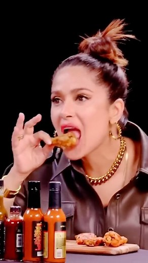 She is beautiful. “Do you mind if I put lemon on it?”. Soo Mexican!! 😂 #latinos #selmahayek | NELA TV