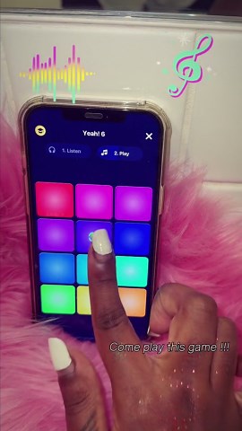 Enjoy DJ style music mixing and remix your favorite tracks for fun