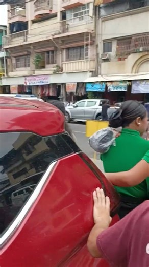 PRAY FOR DAVAO ORIENTAL 🙏🏻🙏🏻🙏🏻 BREAKING: A magnitude 7.6 earthquake struck Davao Oriental at 9:43 AM today, October 10, 2025, according to PHIVOLCS. The quake was recorded at a depth of 10 km, located 62 km southeast of Manay (07.09°N, 127.09°E). Authorities are monitoring possible aftershocks and tsunami alerts. Ctto: Oronan vlog | Ballog Ni Ilocano