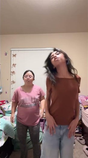 When Bug is the coolest dancer you ever known. 🐺🐝