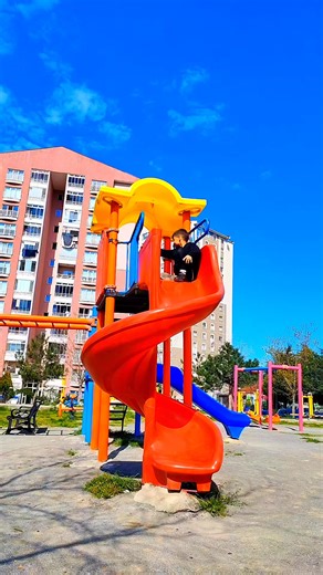 game over (@game.studyo) adlı kullanıcının orijinal ses - game over ile oluşturduğu videoları