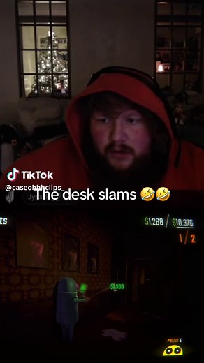 Desk Slams Comedy Moments with CaseOhs