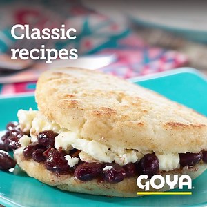 Enjoy the warm, homemade flavor of cornmeal with our easy, pre-cooked Masarepa! Click through for more delicious eats. | Goya Foods