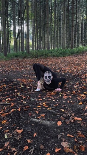 mariathecontortionist | Happy Halloween🧡🖤 #contortionist #contortion #flexibility #gymnastics #goviral #bendy #sportgirl #art #sportmotivation #training #sport... | Instagram