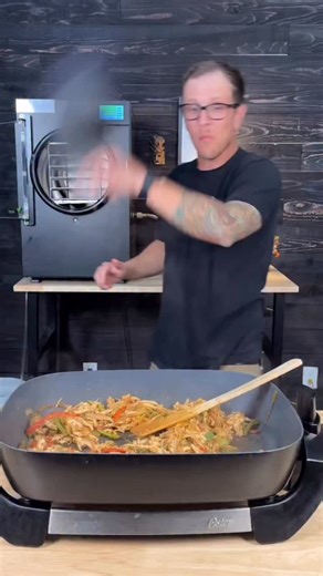 Top 5 BEST Things I Freeze Dried This Year! Comment “PRESERVE” for a link to the freeze dryer we use! Best pricing of the year happening now! #freezedrying #freezedry #freezedriedfood #freezedriedsnacks #sharethis | Whitepepper Farms Homestead