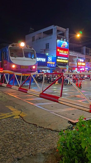chuyến tàu về đêm đẹp nhất.