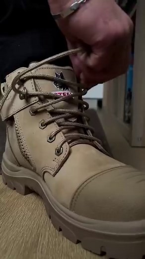 Keen to get your hands on our latest ladies Khaki Southern Cross® Zip boots? Sign up and become a Steel Blue VIP for your chance to win a pair in our monthly VIP draw. https://steelblue.com/au/become-a-vip-member/ #steelblue #steelblueboots #amarkoftrueskill #tradie #workboots #safetyboots #boots #footwear #ppe #workwear #builder #womenboots #vip #colours #khaki #pink #blue #sand | STEEL BLUE Boots