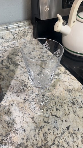 It’s happening. I can’t wait to put my Christmas stuff up. 💕 | April Mckenzie