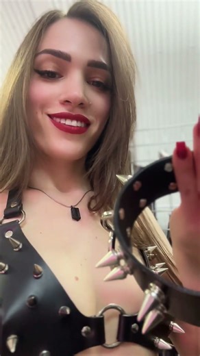 The dog is a paid actor🐕