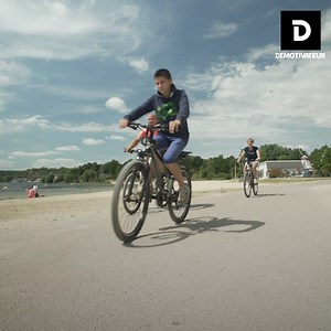 Une famille séjourne dans tous les Center Parcs d'Europe en 10 ans et reçoit un cadeau inoubliable | Demotivateur