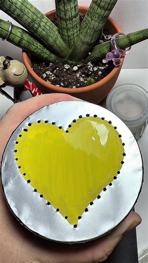 Drawing a Heart: Relaxing ASMR Experience