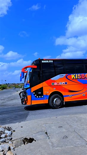 𝐊𝐈𝐒𝐁𝐎 𝐒𝐀𝐅𝐀𝐑𝐈 𝐋𝐓𝐃 🇹🇿 on Instagram: "KISBO SAFARI LTD🏀 RATIBA ZETU ZA KILA SIKU DAR ES SALAAM - KAHAMA Bus La Kwanza Ni V.I.P Linaanza Safari Urafiki Saa 8 Kamili Mchana Na Bus Letu La Pili Pia Ni V.I.P Linaanza Safari Urafiki Saa 12 Kamili Jioni Kila Siku. KAHAMA - DAR ES SALAAM Bus La Kwanza Kutoka Kahama Kuelekea Dar es salaam Ni V.I.P Linaanza Safari Saa 5 Na Nusu Asubuhi Stand Kuu Ya Mabasi Ya Kahama Na Kuelekea Ofisini Kwetu Nyasubi Hapo Ofisini Itaanza Safari Saa 6 Kamili M