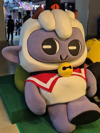 The Lamb got up to all sorts of shenanigoats at BitSummit! ##cultofthelamb #indiedev #indiegame #indiegames #cultofthelambmeme #bitsummit