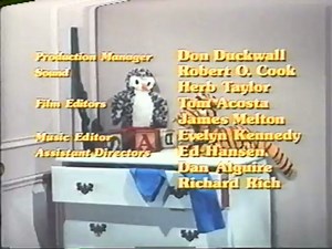 The Many Adventures of Winnie the Pooh part 1 - Our Story Begins ("Winnie the Pooh")