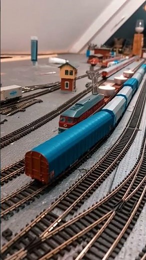 🎄 TT /1:120 Modelleisenbahn, Fahrvideo #eisenbahn #modelleisenbahn #tillig #bttb #modelbahn #roco