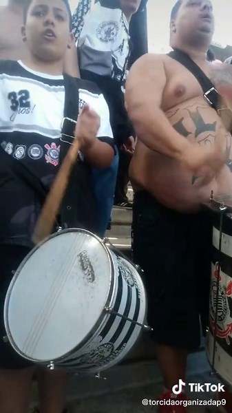 ritmo terror torcida Pavilhão 9#futbolamericano🏈 #corinthiansoficial #gavioesdafiel🖤🦅 #corithianstimao #corinthiansmilgrau #timaonaveia #timaonaveia #corithiansminhavi #corinthiansmilgral777