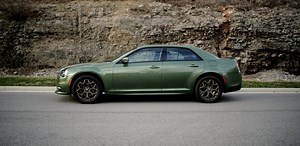 2018 Chrysler 300 Review