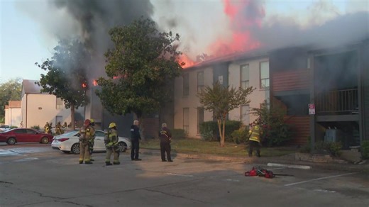 Residents jumped from 2nd story to escape W Houston apartment fire, HFD says | 2 taken to hospital