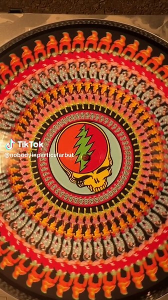 finally figured out how to get my Mars Hotel #Zoetrope album working! Its like being back at the #Sphere!