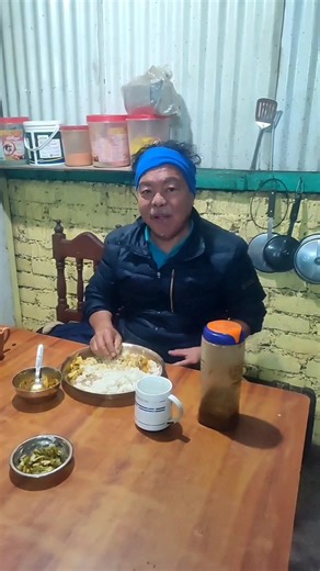 घिउ खान मन लागेन 🤢 #funny #Comedy #nabincomedy #shorrts