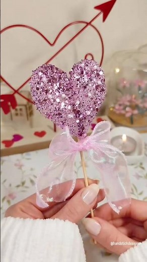 DIY Glitter Heart Wand 💕 #diycraft #glitterart #valentinediy #heartcraft #aestheticdiy #handmade