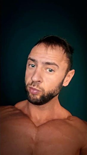 the upper chest muscles are so well developed