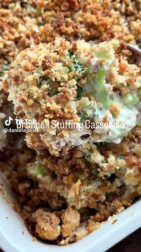 Easy Broccoli Stuffing Casserole Recipe for Easter Dinner