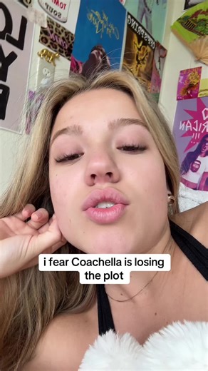 u can’t dress urself? at least do one of those thrift stylists #coachella #stylist