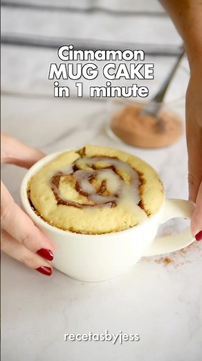 1-Minute Cinnamon MUG CAKE in the Microwave! 🧡 #microwavemagic #easyrecipe #recipe #cinnamonrolls
