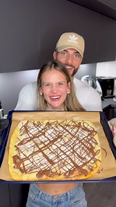 Einfacher Kuchen mit Nutella und Puderzucker