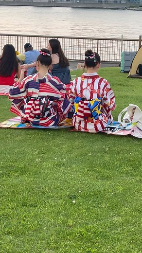 Wearing Yukata 👘 Kimono during Hanabe / Fireworks 🎆 … | Brent’s ChanneL