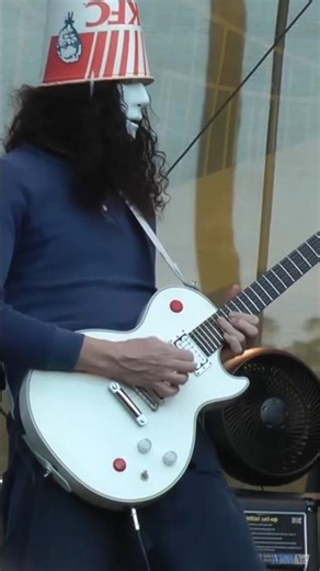 Buckethead Emotional Ballad 🎸💗#guitar #music #buckethead #shorts #unmasked #gunsnroses #smooth
