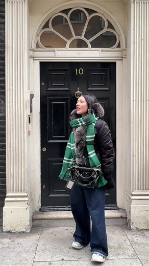 Crazy One Direction Fan Adventures in London