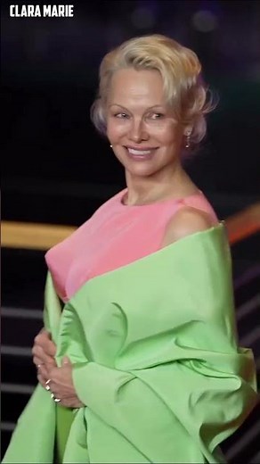 Pamela Anderson Stuns in Pink & Green at Berlin Film Festival 💚✨