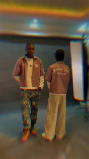 #viral #viral #fyp #marque #viral_video DOUBLE SLEEVE -SMOP BRAND Une collection construite autour du layering. Deux manches, une seule identité. Bientôt disponible.