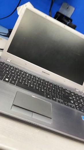 Super fucked batter #fyp #battery #samsung #bad #ifixit