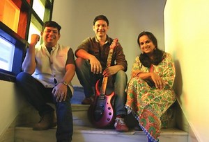 Sur: Folk Meets Funk