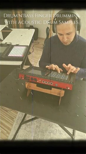 Drum'n'Bass Finger Drumming Practice on MPC Live 3