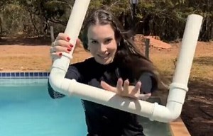 【動画】 パイプ一つでプールの水を抜く！サイフォンの原理を分かりやすく!!