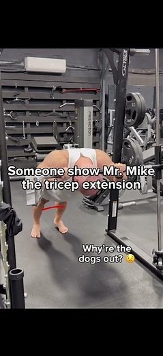 Someone show Mr. Mike the Tricep extension 🫩 this is sub optimal for muscle growth.