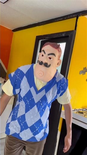 Hello Neighbor is looking for little kids 😱♥️👻#shorst