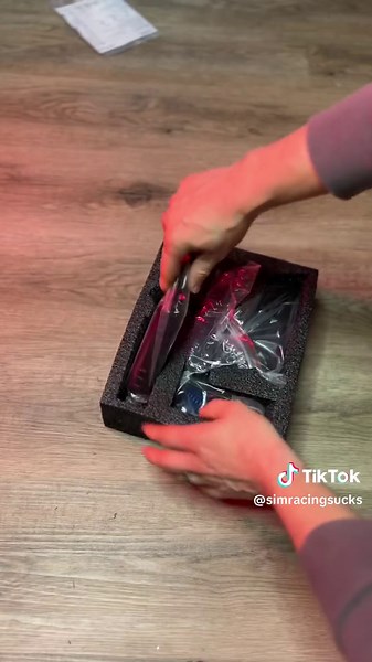 Unboxing the new handbrake from @mozaracingglobal ! #simdriftingsetup #simracingrigs #simdrifting #mozaracing