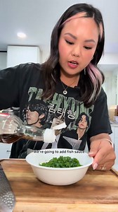 Summertime corn is super sweet and a favorite in my family and this super easy yet delicious recipe is something so nostalgic to me. I have fond memories of my mom grilling corn on a mini grill and the best part? Mama Tea letting me and my siblings be in charge of brushing the sauce over the corn! ➡️ Recipe: Fish Sauce Grilled Corn 🌽 * 6- 8 corn on the cob, fresh and peeled * 3 stalks green onions, thinly sliced * 1/3 cup fish sauce * 1 tbsp honey (or 1/2 tbsp sugar) * 1 tbsp cooking oil, i use