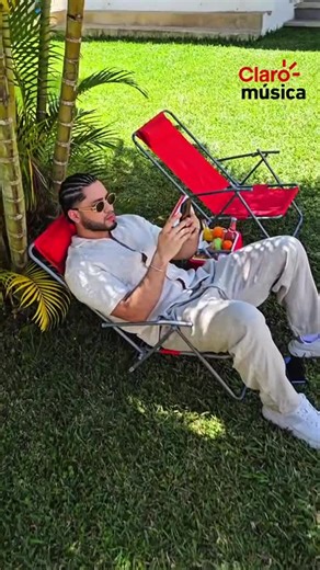 El verano se disfruta mejor con Claro Música.🎶 Descargá la app para estar con el mejor feeling todo el verano.⛱️ Ingresá a la app aquí:https://bit.ly/4eOFj40 | Claro Honduras