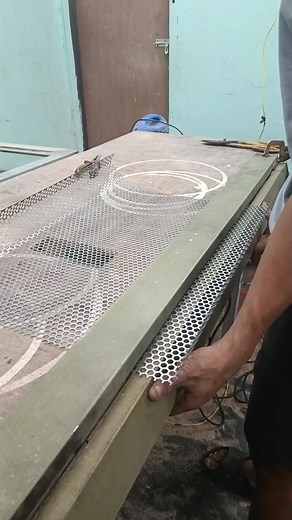 124K views · 1.8K reactions | diy screen cover for speaker box #jsrsoundworks #speakerboxmaker #boxmaker | Jerome Repil | Facebook