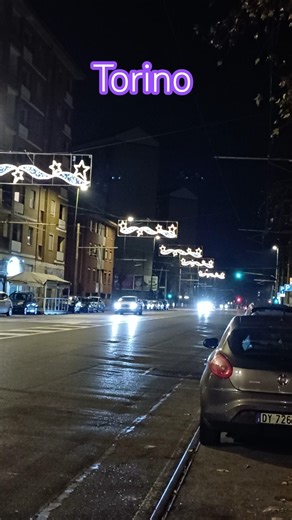 Illuminazioni natalizie di Torino a Via Bologna #Torino #Italy #shorts