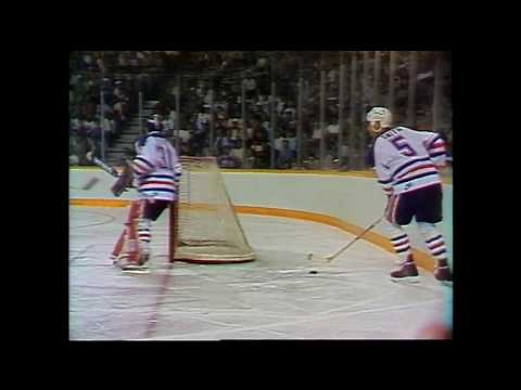 Steve Smith's horrible own goal from 1986 Smythe final