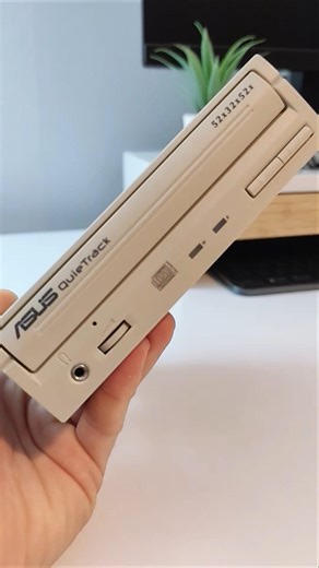 Bilişim Odası, Yükleniyor... – 52x Dönemi: CD Yazıcılar Sahnedeydi