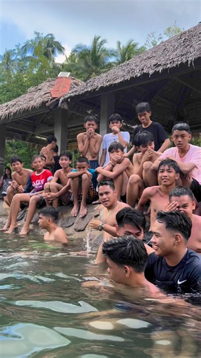 979 reactions · 14 shares | Ms CATERING NAGPAINIT SA CASTAÑAS SPRING #fypreels #fbreelsfypシ゚ #funnyreelsvideo #pinoyreels #MagandangDilag | Winston Jay Ladera | Facebook